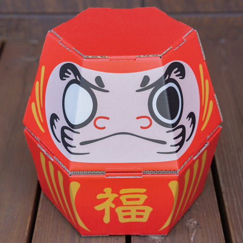 ダンボールの“だるま”ができました！？